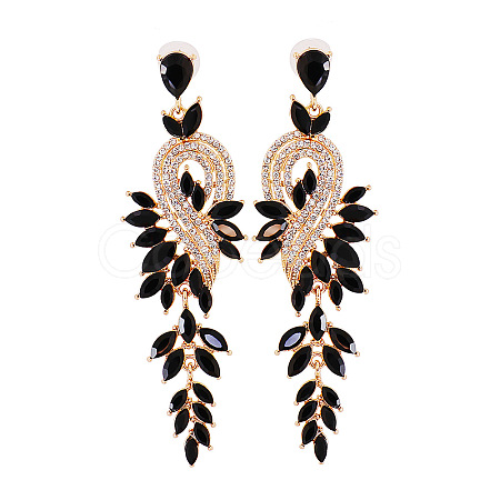 Sparkling Diamond Earrings for Women - Elegant and Chic Statement Jewelry ST2570520-1