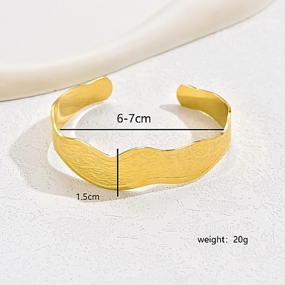 Stainless Steel Twist Wave Cuff Bangle for Women ZH3783-1-1