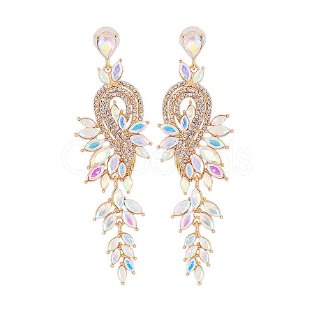 Sparkling Diamond Earrings for Women - Elegant and Chic Statement Jewelry ST4900919-1