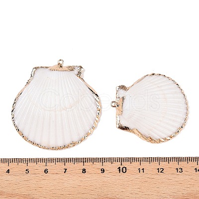 Natural Scallop Shell Pendants SSHEL-N038-14-1