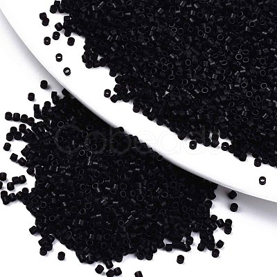 11/0 Grade A Glass Seed Beads SEED-S030-0049F-1