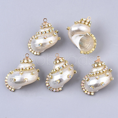 Natural Conch Shell Pendants SSHEL-T014-04-1