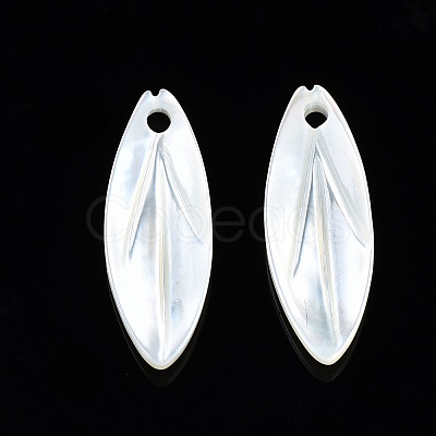 Natural White Shell Pendants SSHEL-S258-102-1