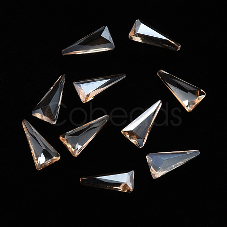 Triangle Transparent Glass Cabochons MRMJ-T009-133-1